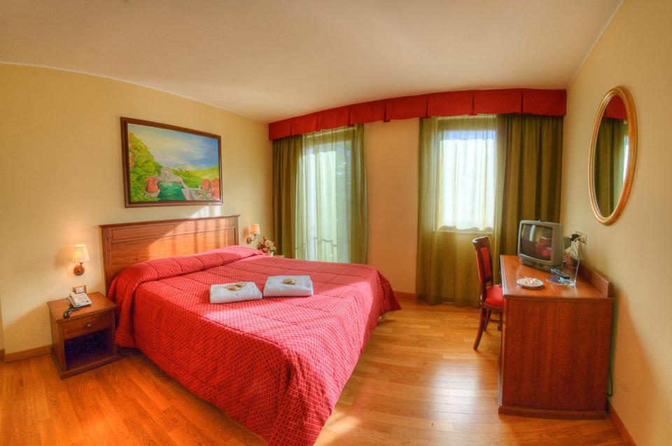 פסקאסרולי Hotel Garni Posta חדר תמונה